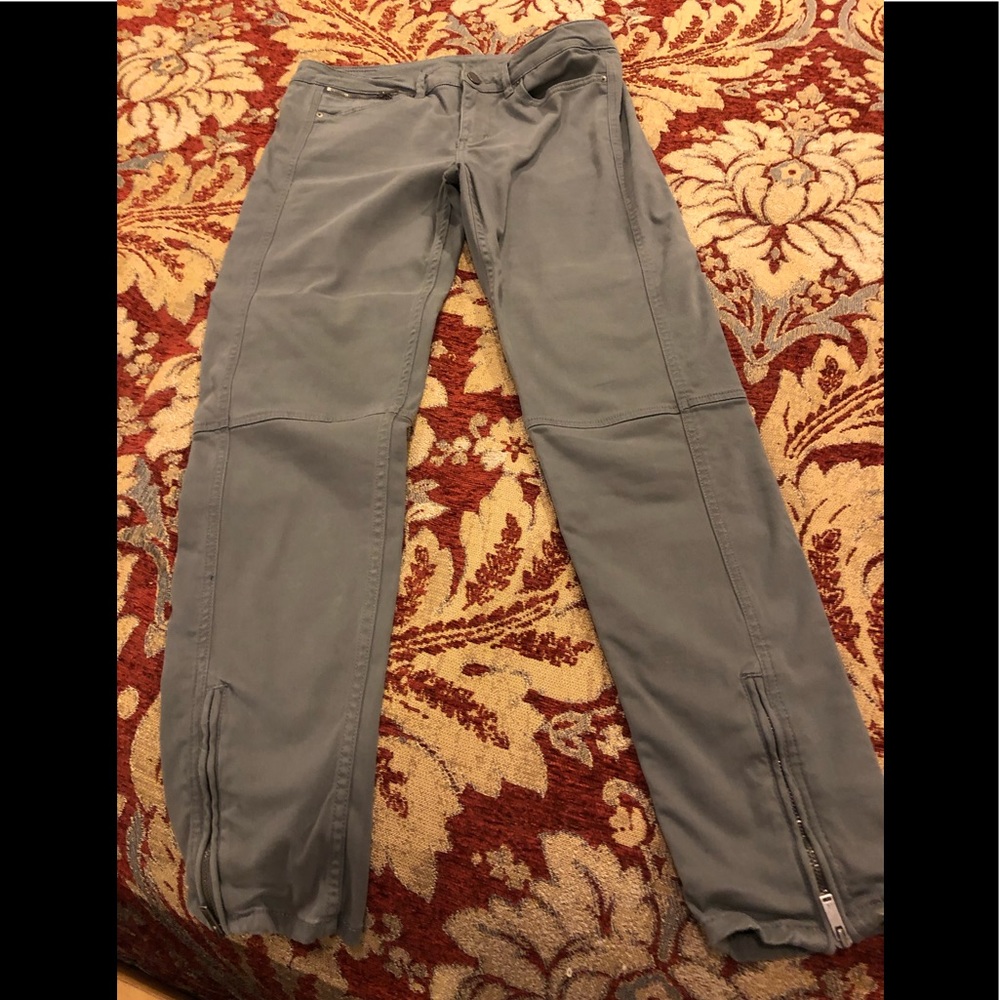 Calvin Klein Grey Zipper Front Jeans Size 29/30